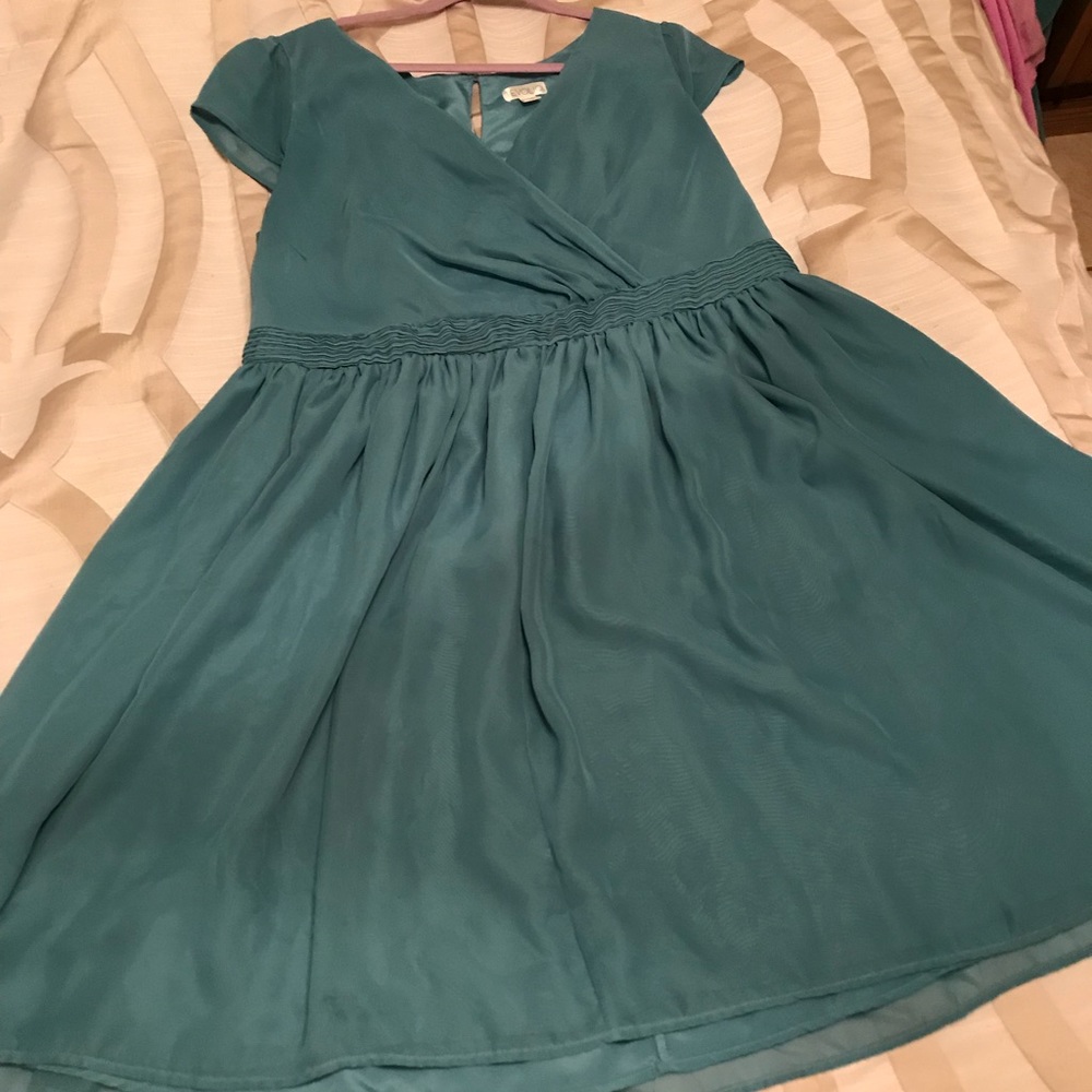Teal knee length bridesmaid dress